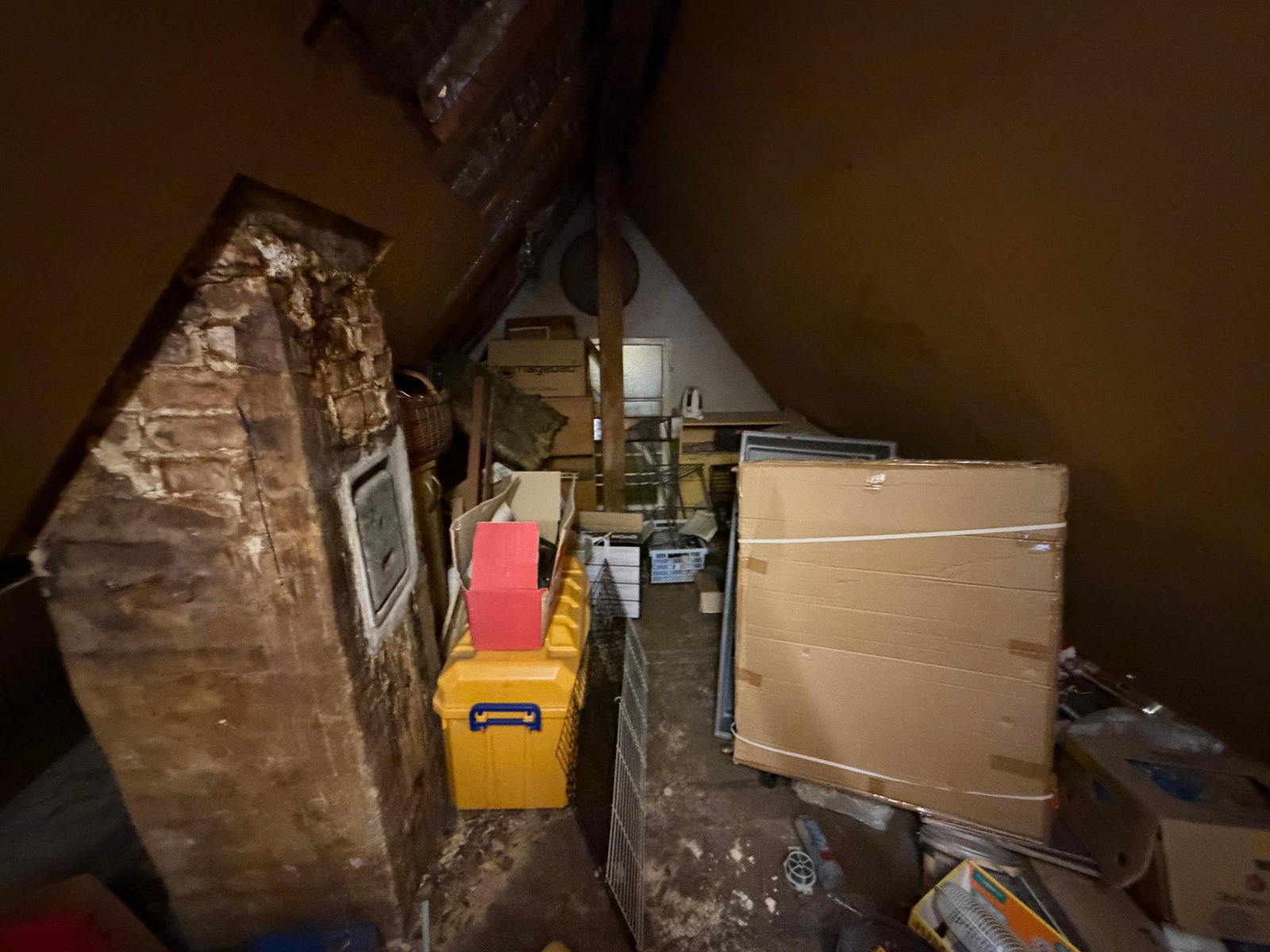Vorher-Aufnahme aus dem Auftrag Dachboden Herr Klein in Geisenheim